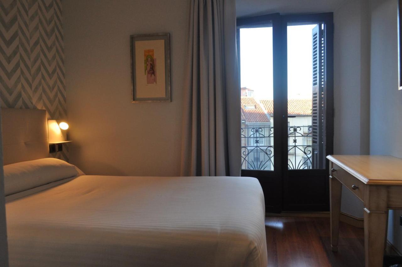 Hotel Soria Plaza Mayor ภายนอก รูปภาพ