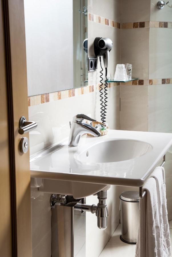Hotel Soria Plaza Mayor ภายนอก รูปภาพ