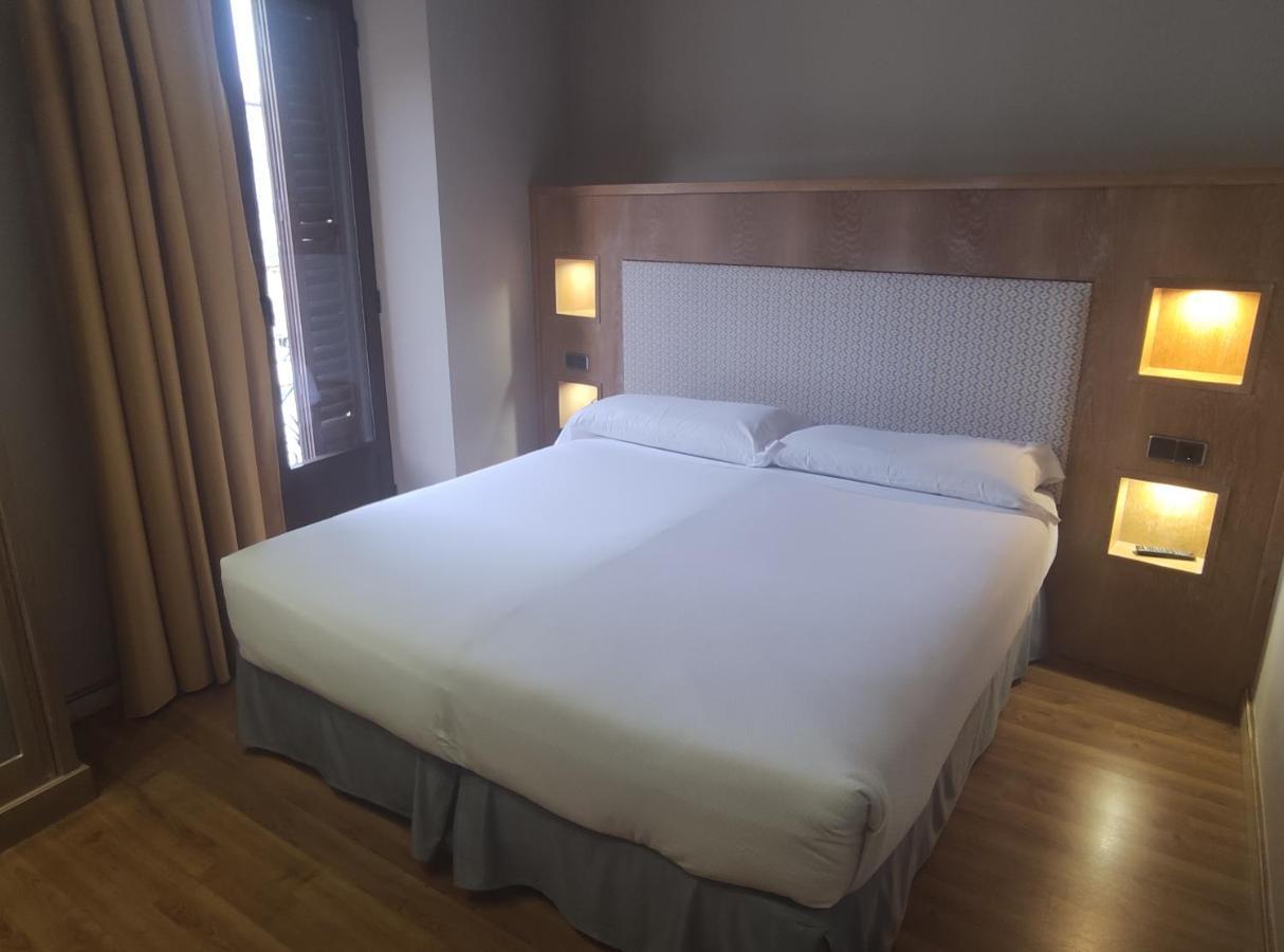 Hotel Soria Plaza Mayor ภายนอก รูปภาพ